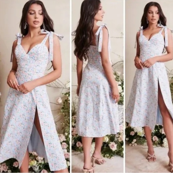 Lavish Alice Aria Pleated Tie Strap Midi Dress Blue Floral Size 6 NEW - Picture 2 of 10